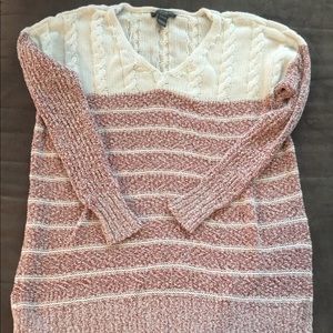 A Pea in the Pod Maternity Sweater